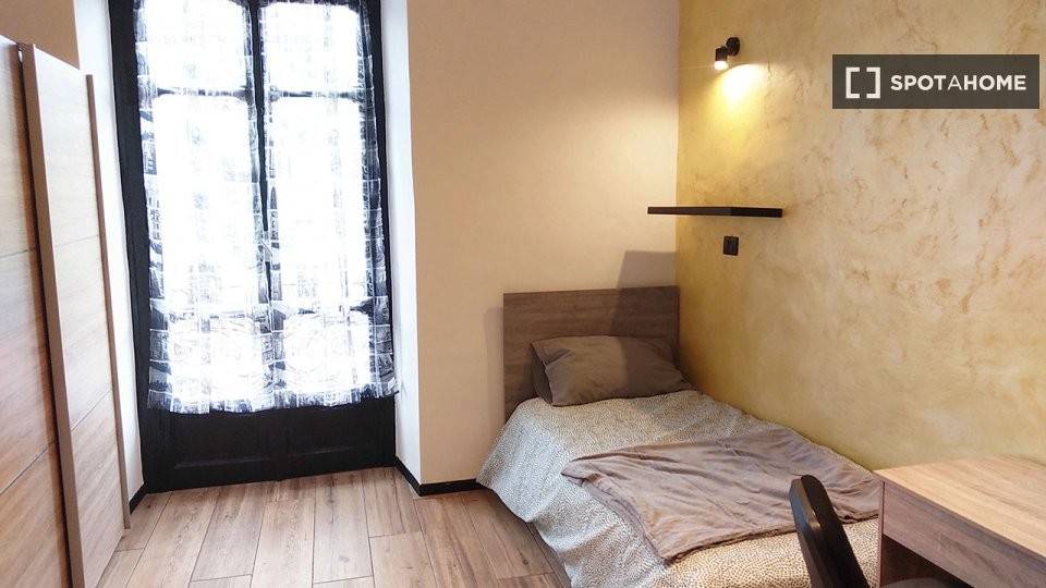 Posto letto in doppia in Barriera di Milano, foto 5 di 18