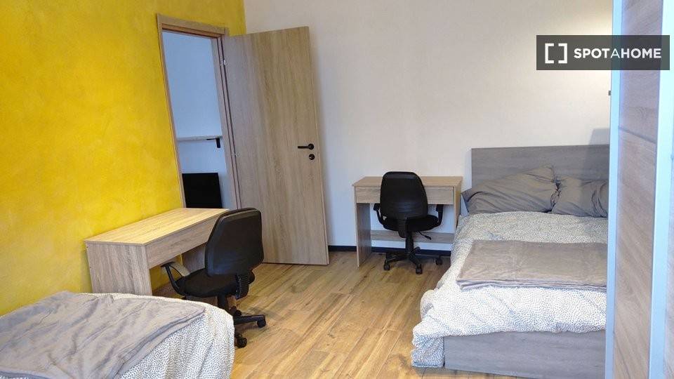 Posto letto in doppia in Barriera di Milano, foto 9 di 18