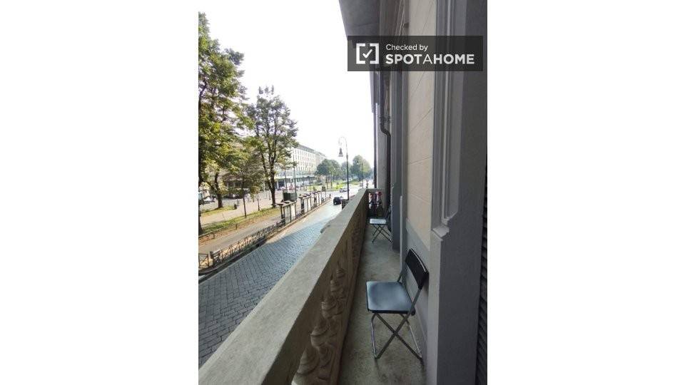 6 stanze singole in Centro, foto 7 di 18