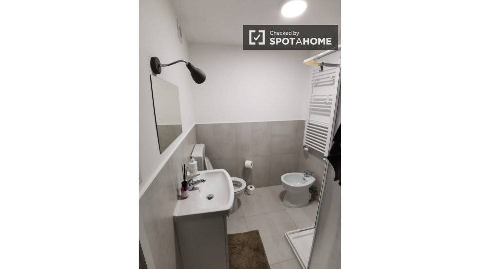6 stanze singole in Centro, foto 11 di 18