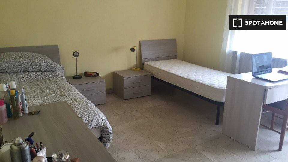 Stanza singola in Nizza Millefonti, foto 10 di 13