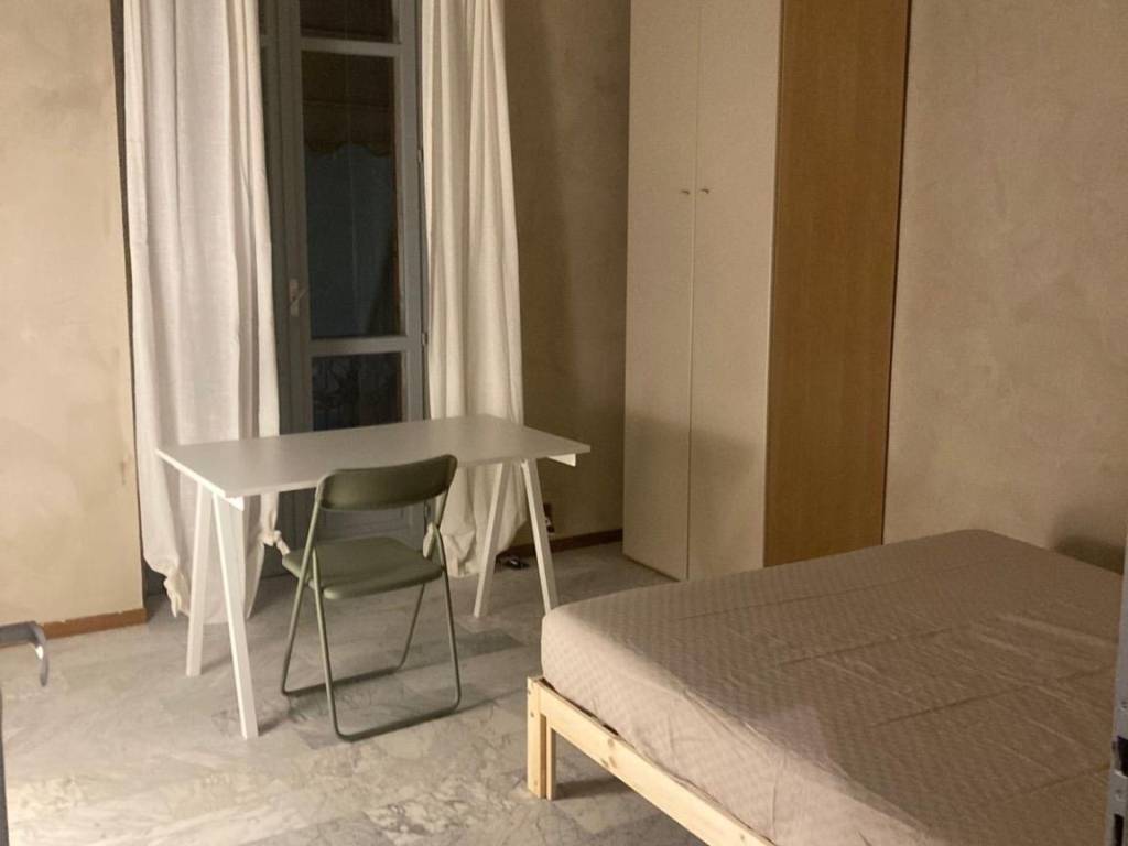 Stanza singola in Crocetta, foto 2 di 13