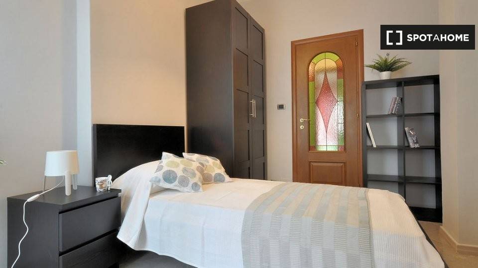 4 stanze singole in Cenisia, foto 12 di 18
