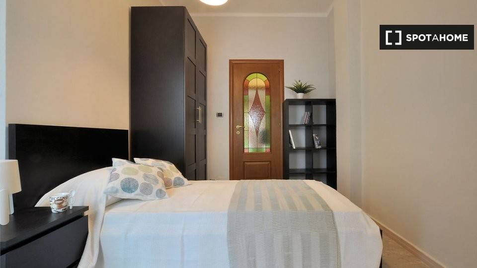 4 stanze singole in Cenisia, foto 18 di 18