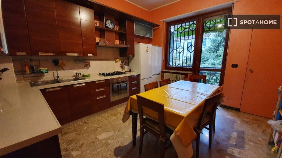 Posto letto in doppia in Parella, foto 14 di 18