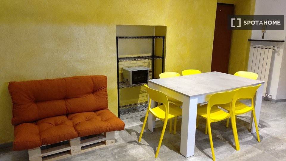 Posto letto in doppia in Barriera di Milano, foto 8 di 18