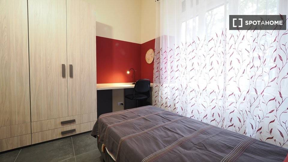 Stanza singola in Cenisia, foto 3 di 17