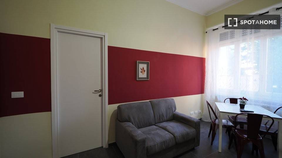 Stanza singola in Cenisia, foto 4 di 13