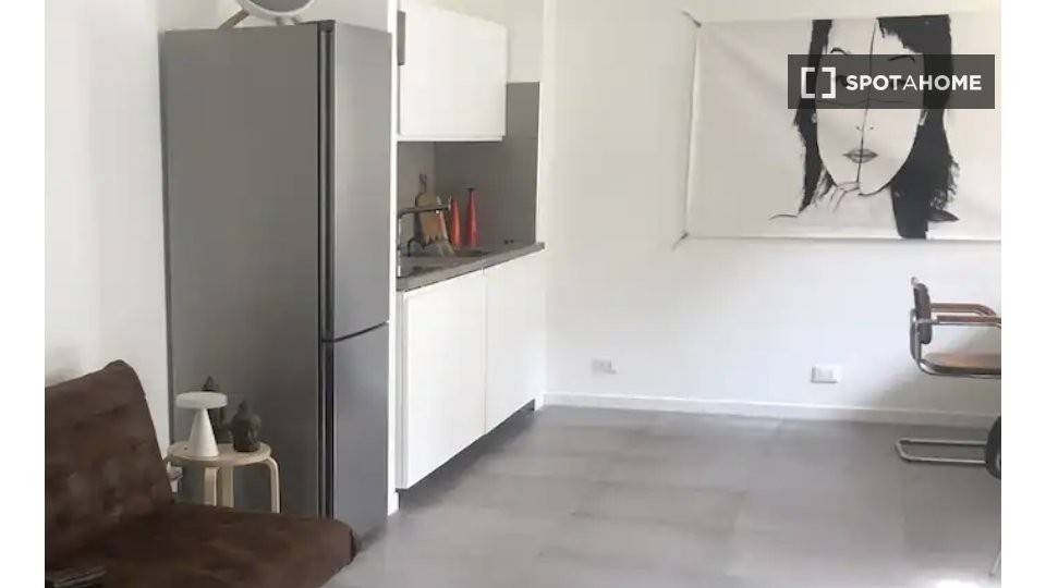 2 stanze singole in Centro, foto 2 di 10