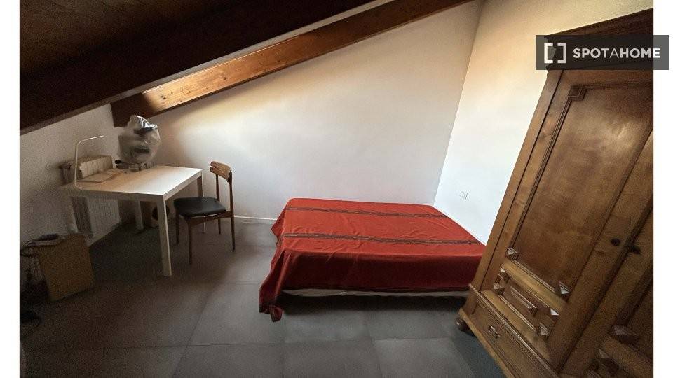2 stanze singole in Centro, foto 5 di 10