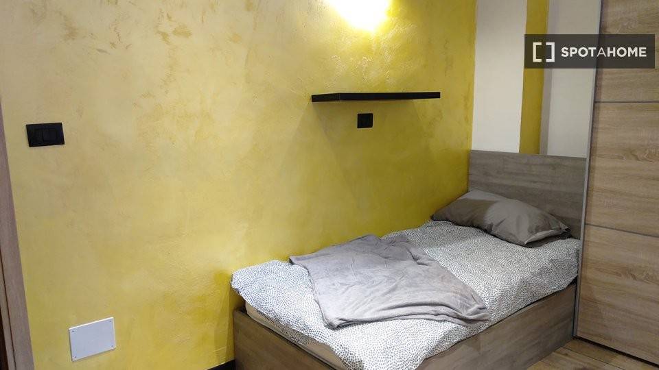 Posto letto in doppia in Barriera di Milano, foto 2 di 18