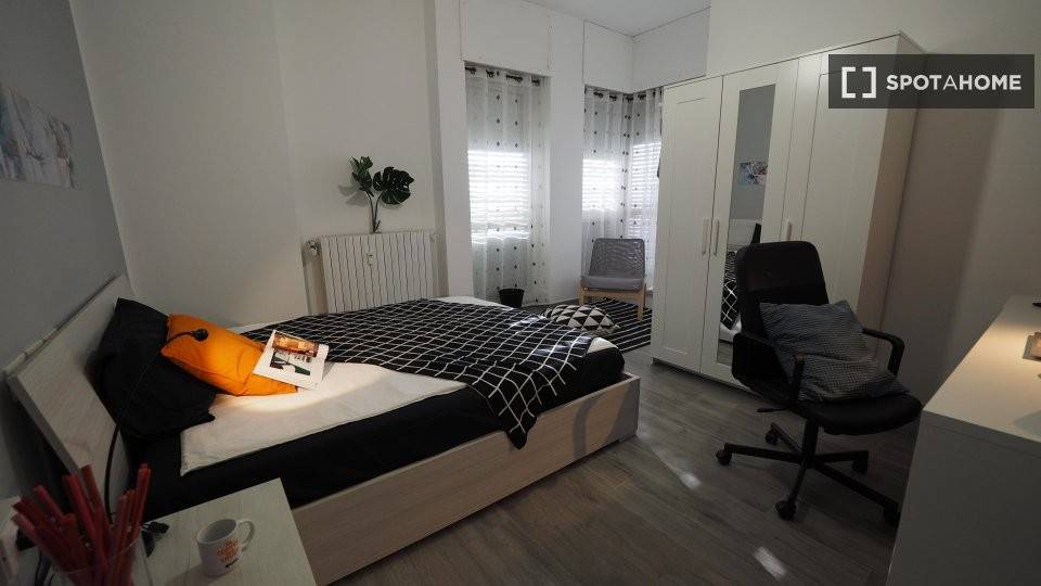 Stanza singola in Mirafiori Sud, foto 3 di 15