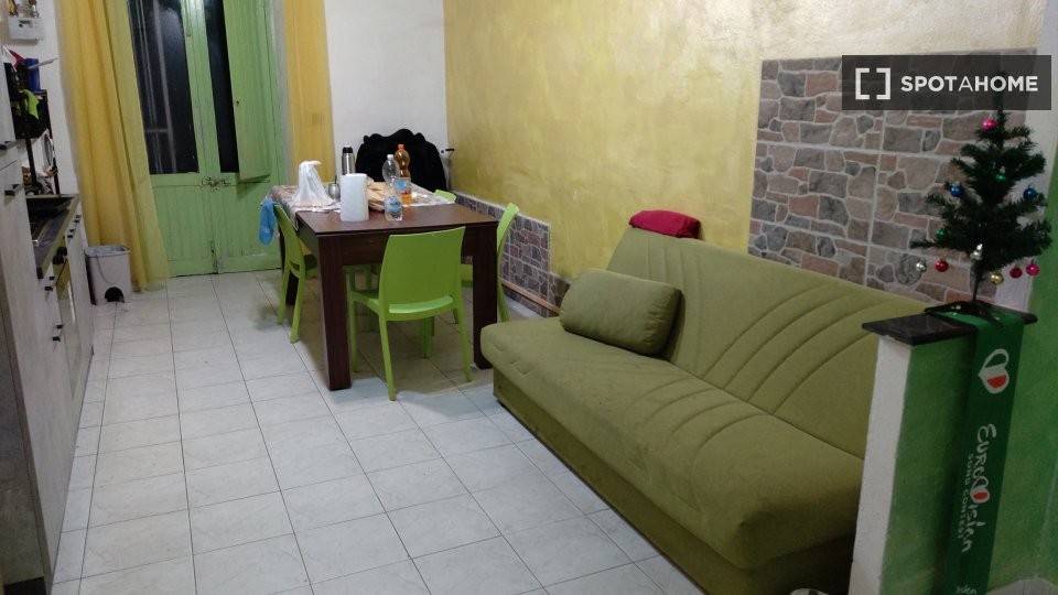 Posto letto in doppia in Barriera di Milano, foto 7 di 12