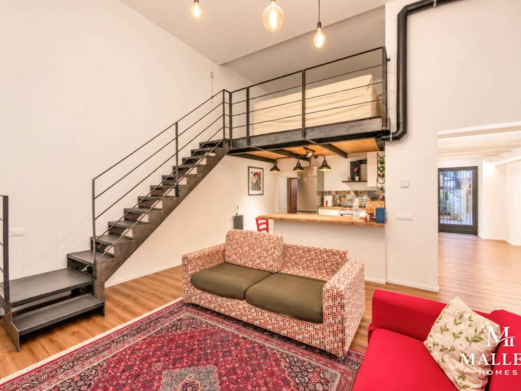 Loft ristrutturato con soppalco - Via Giuseppe Ripamonti 197, Milano