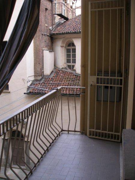 3 stanze singole in Centro, foto 12 di 12