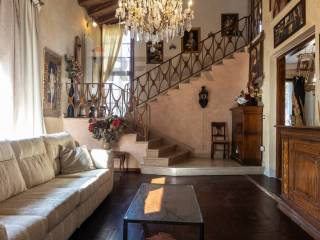 Salone