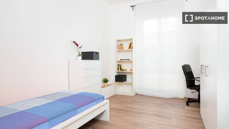 Stanza singola in Centro, foto 17 di 18