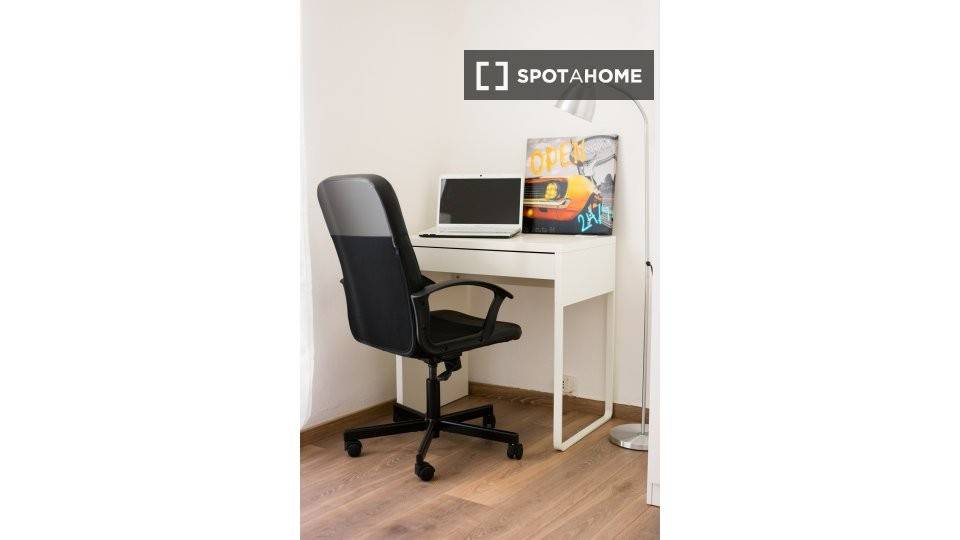 Stanza singola in Centro, foto 18 di 18