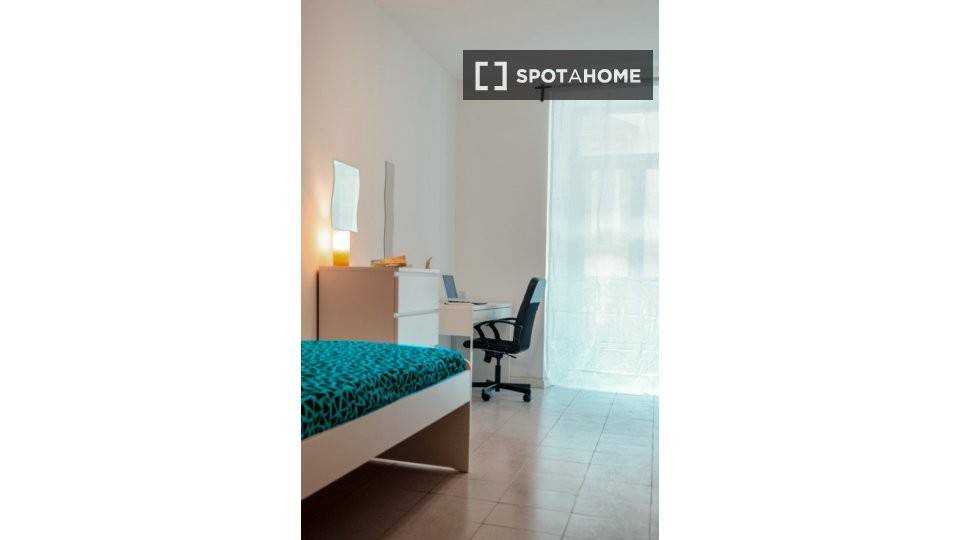Stanza singola in Centro, foto 16 di 18