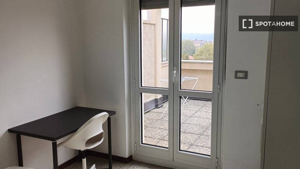 2 stanze singole in San Donato