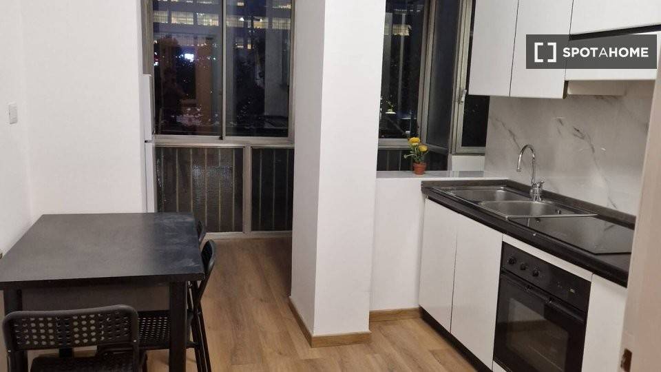 Stanza singola in Nizza Millefonti, foto 8 di 18