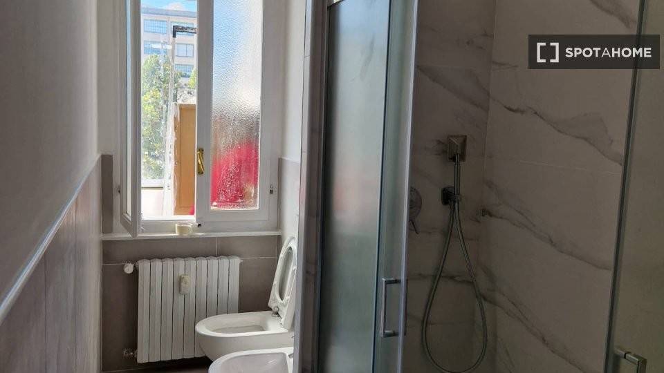 Stanza singola in Nizza Millefonti, foto 12 di 18