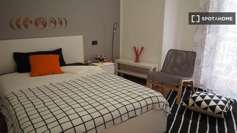 10 stanze singole in San Salvario, foto 3 di 17