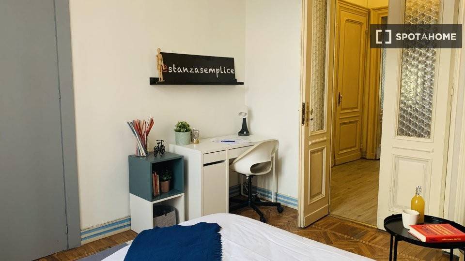 Stanza singola in Crocetta, foto 2 di 18