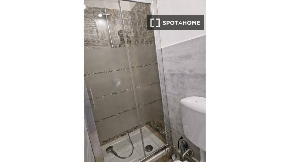 Appartamento in Nizza Millefonti, foto 2 di 18