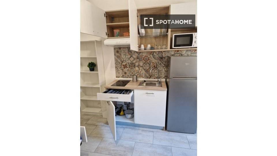 Appartamento in Nizza Millefonti, foto 7 di 18