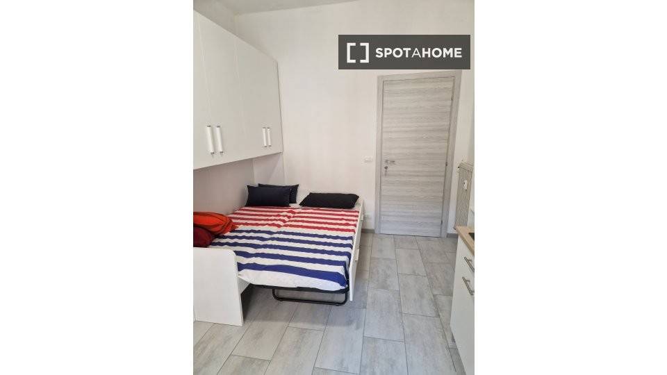Appartamento in Nizza Millefonti, foto 12 di 18