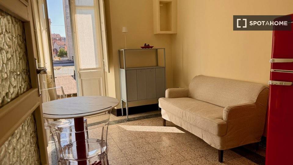 Appartamento in Madonna di Campagna, foto 6 di 18