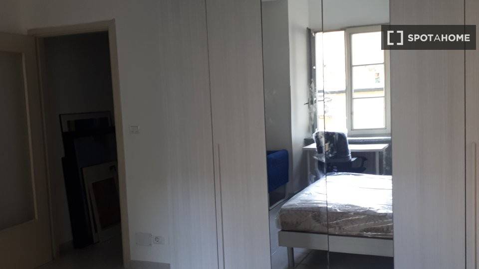 Stanza singola in San Salvario, foto 5 di 18