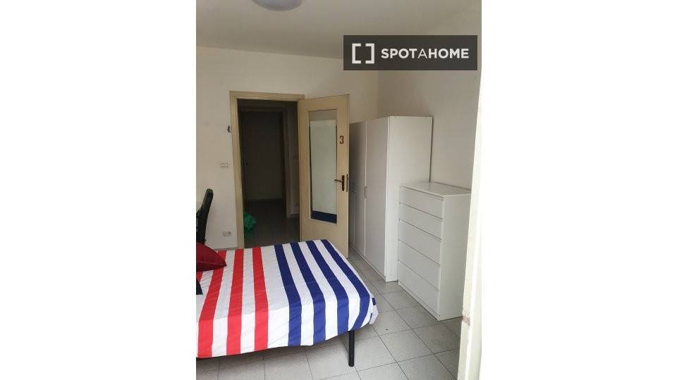 Stanza singola in San Salvario, foto 9 di 18