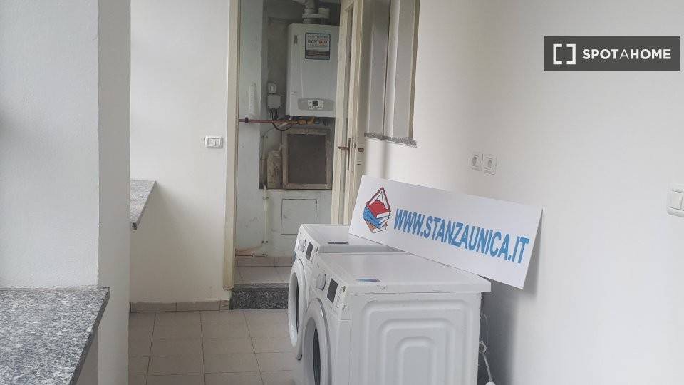 Stanza singola in San Salvario, foto 18 di 18