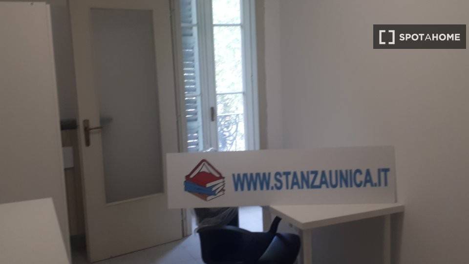 Stanza singola in San Salvario, foto 3 di 18
