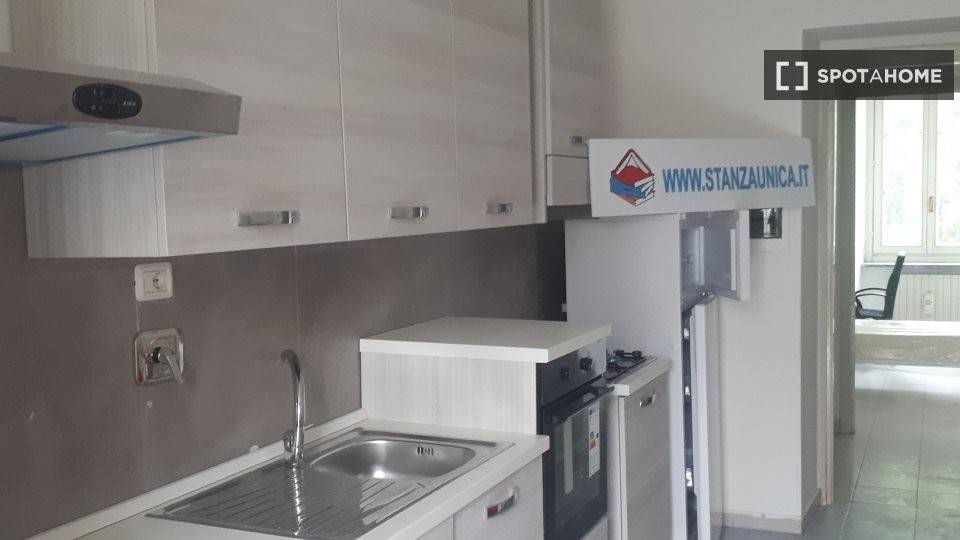 Stanza singola in San Salvario, foto 16 di 18