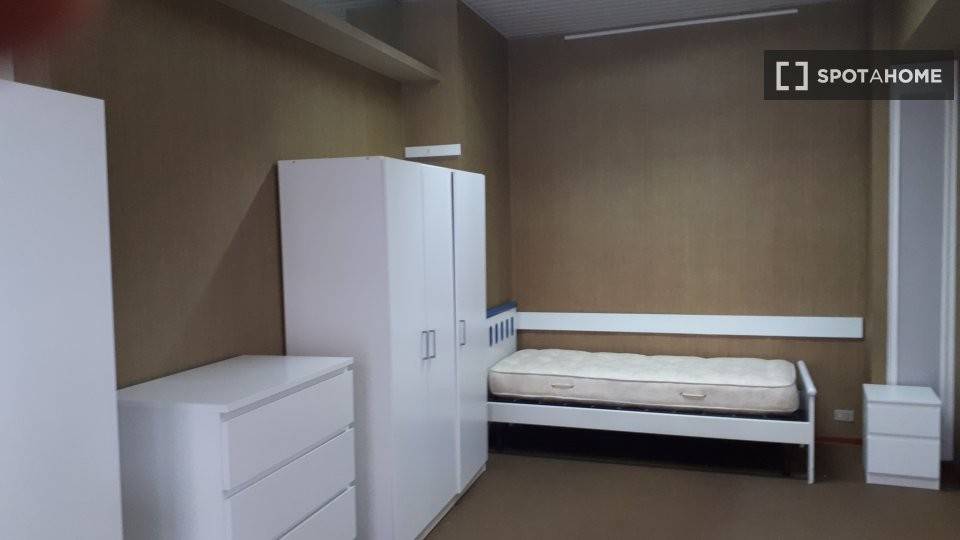 Stanza singola in Cenisia, foto 8 di 18