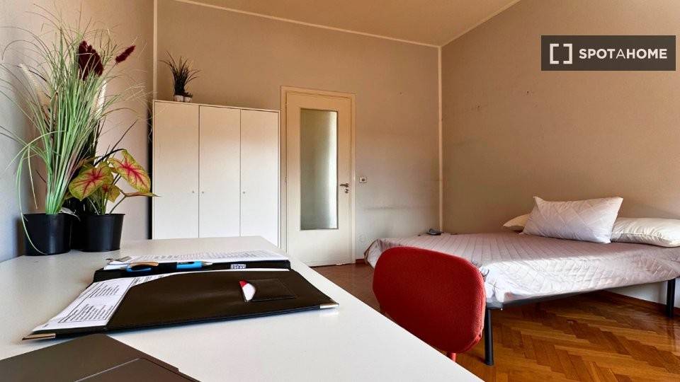 Stanza singola in Rebaudengo, foto 9 di 18