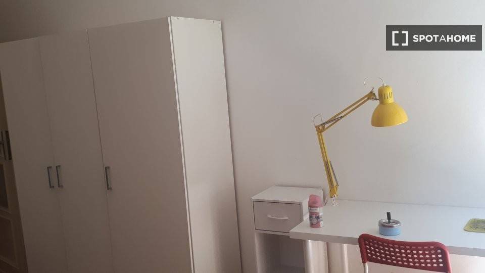 Posto letto in doppia in Campidoglio, foto 5 di 18