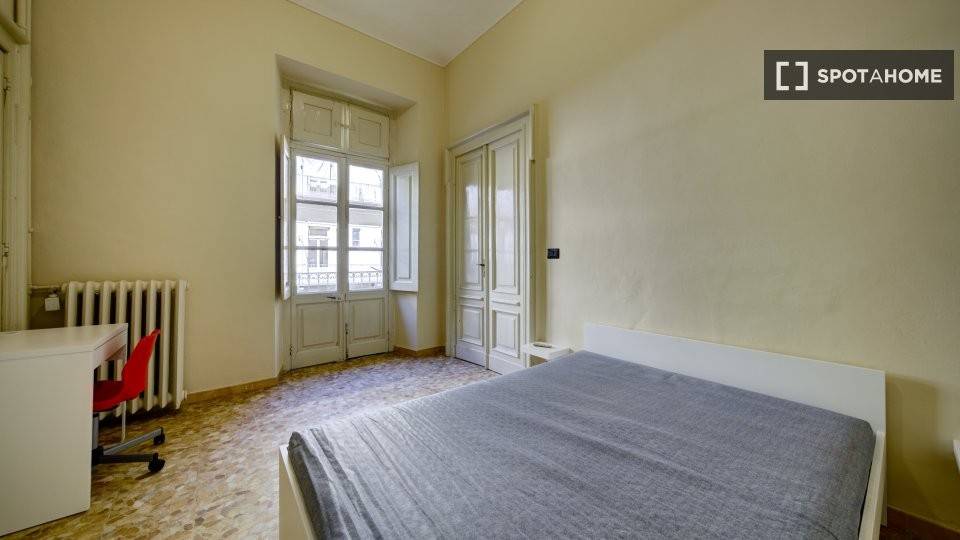 2 stanze singole in Crocetta, foto 11 di 17