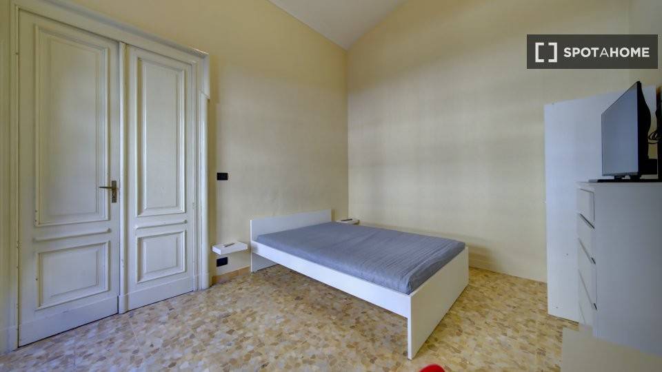 2 stanze singole in Crocetta, foto 12 di 17