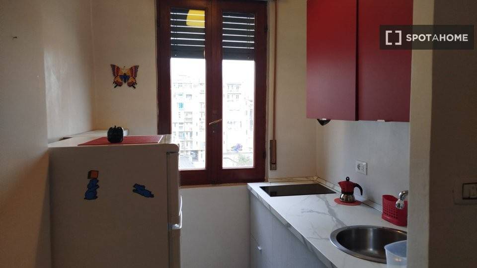 Appartamento in Nizza Millefonti, foto 3 di 7
