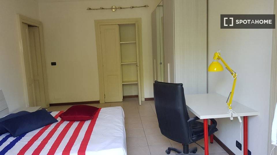 Stanza singola in Centro, foto 4 di 18