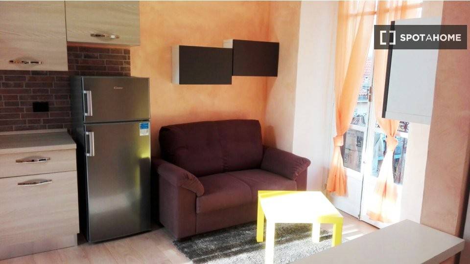 Appartamento in Barriera di Milano, foto 2 di 10