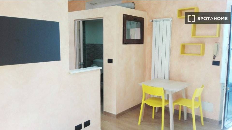 Appartamento in Barriera di Milano, foto 3 di 10