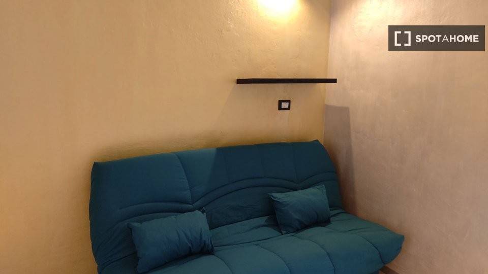 Appartamento in Barriera di Milano, foto 2 di 18