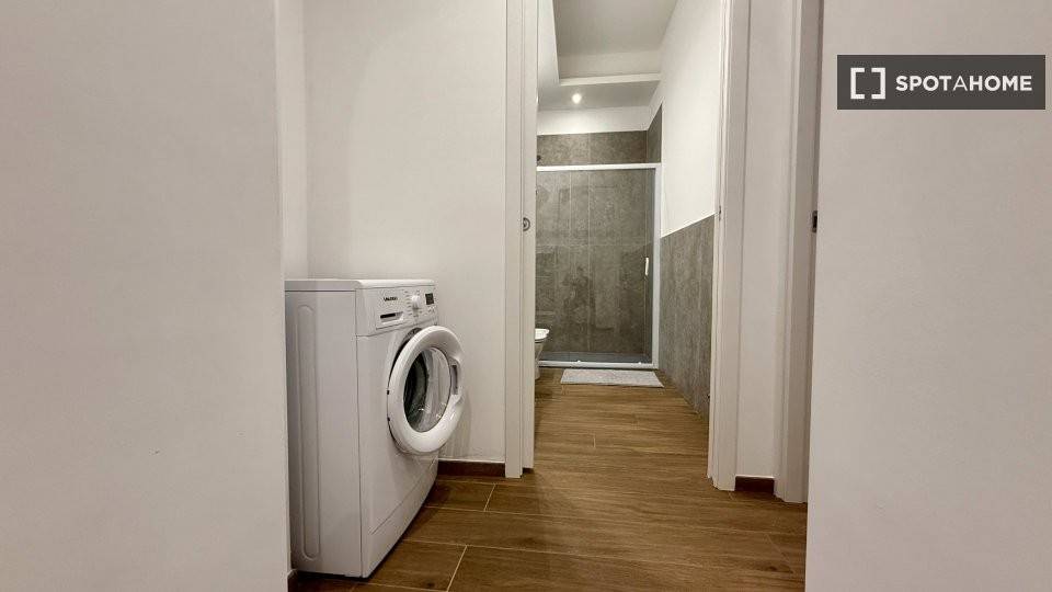 5 stanze singole in Cenisia, foto 12 di 18
