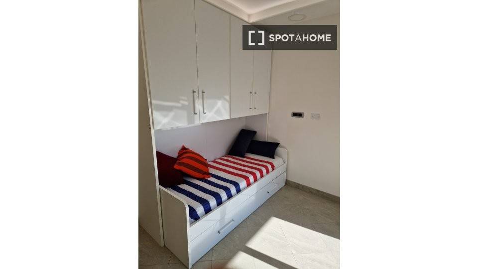 5 stanze singole in Mirafiori Sud, foto 6 di 18