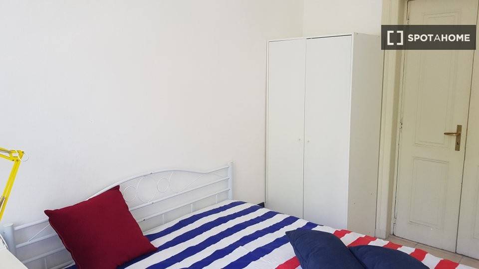 Stanza singola in Centro, foto 5 di 18